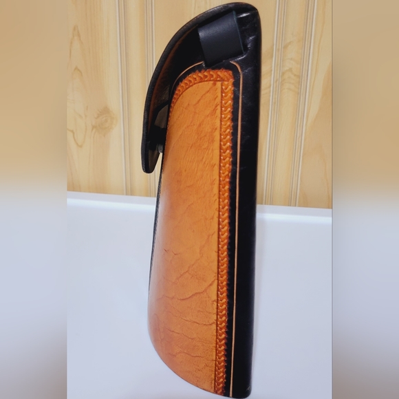 NWOT Authentic Leather Crossbody - Picture 6 of 11